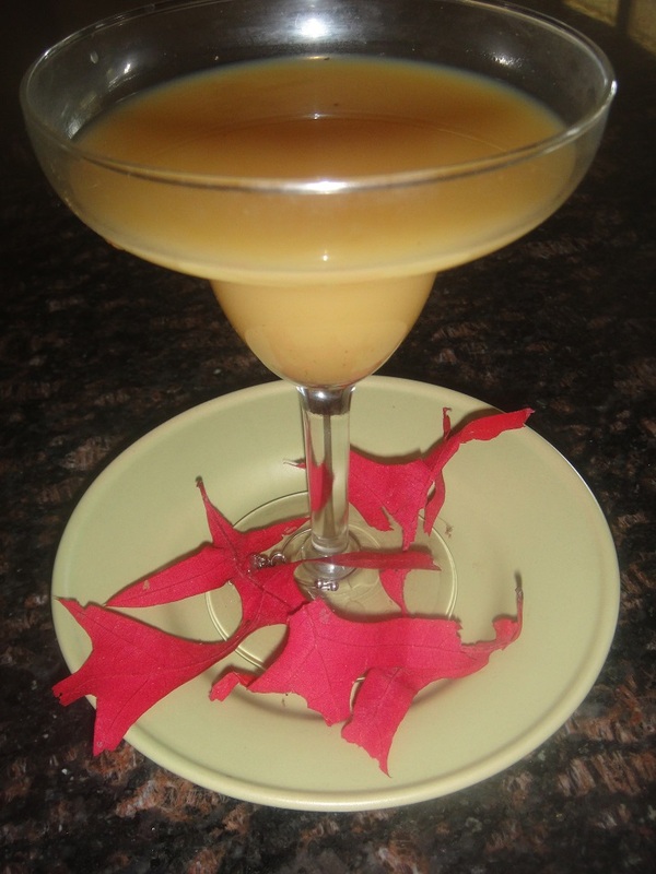 BUTTERSCOTCH Martini * Perfect for Fall * VODKA cocktail * - Cindy's ON ...