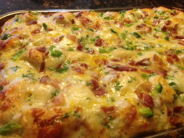 BACON, EGG and BISCUIT CASSEROLE * feeds 8-10 * green pepper, onion ...