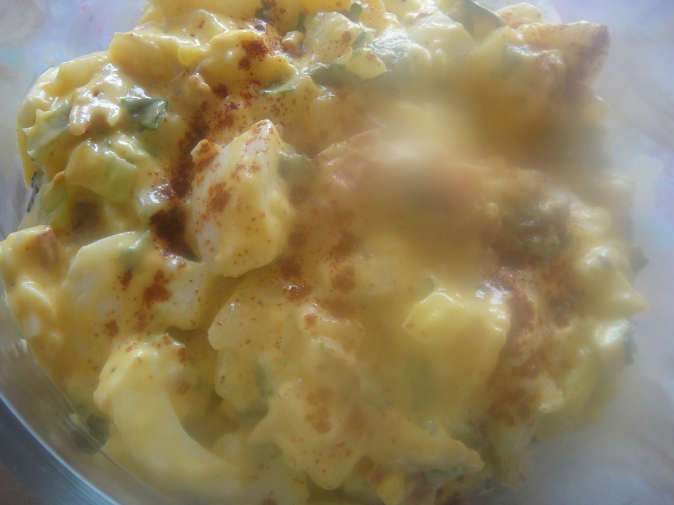 Old Fashioned SOUTHERN EGG SALAD * Bacon * Creamy dressing ** Chunky or ...