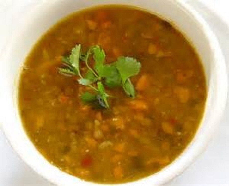 HEARTY VEGETARIAN SOUP * Herbs * Barley & Potatoes ~ Tomatoes, Carrots ...